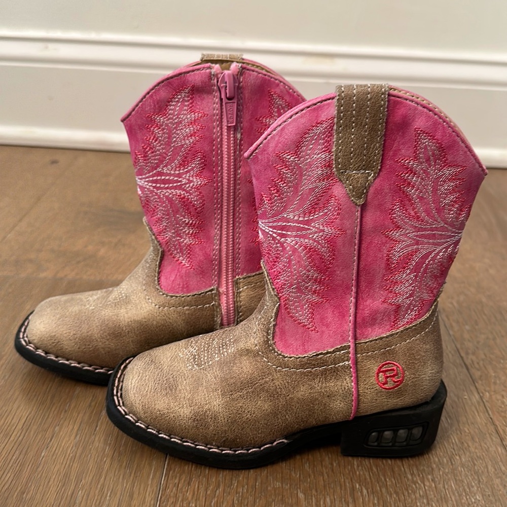 Roper Toddler Girl Cowboy Boots. Toddler Size 7.